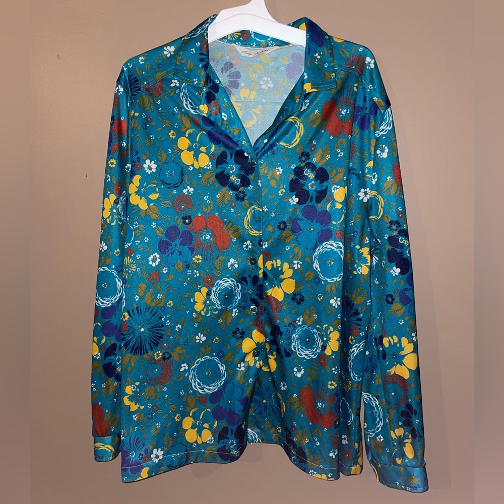 Vintage Lady Devon Women’s Floral Blouse Sz M Button Up